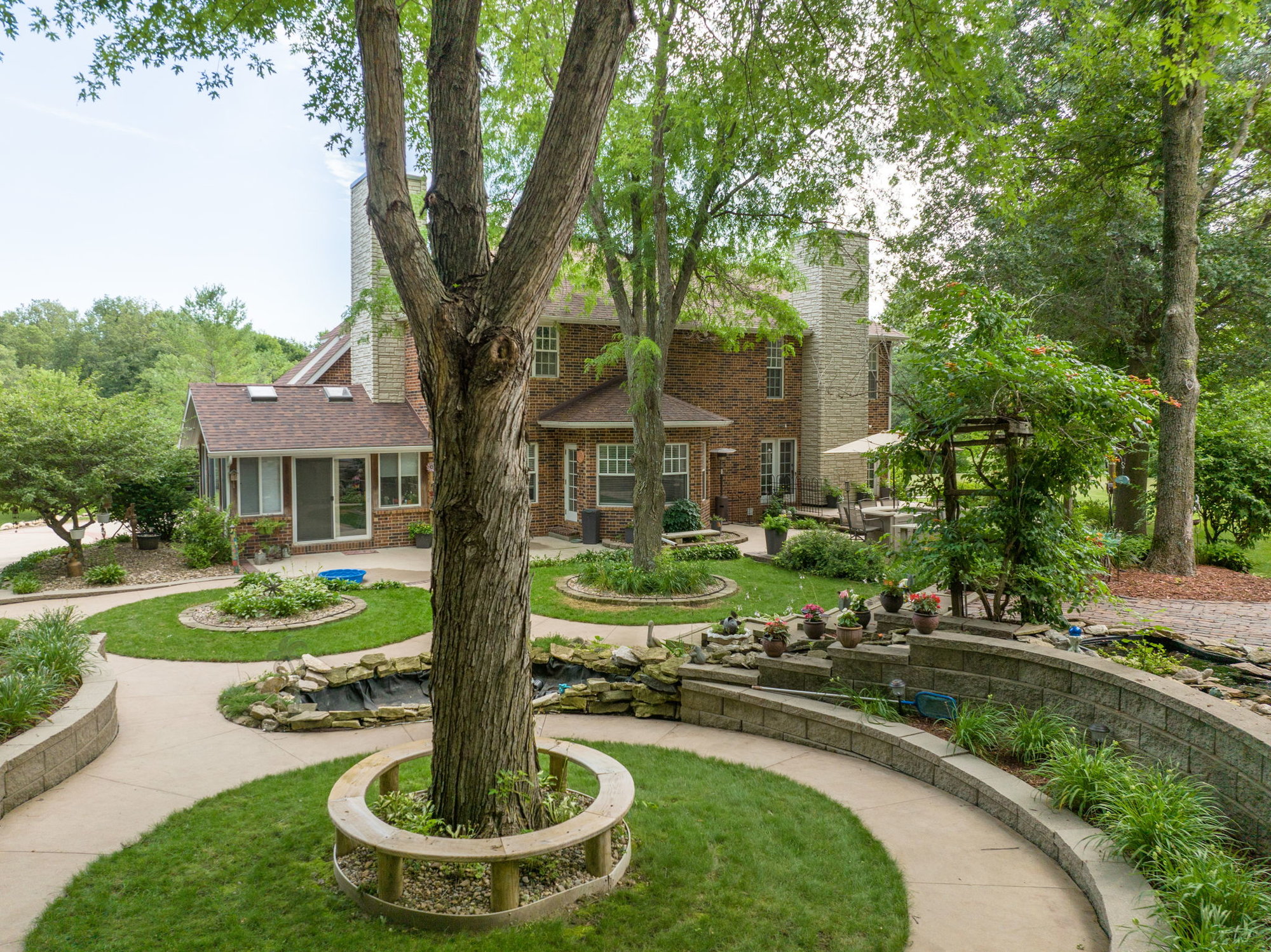 A True One-of-a-Kind Luxury Home in Buckingham Iowa